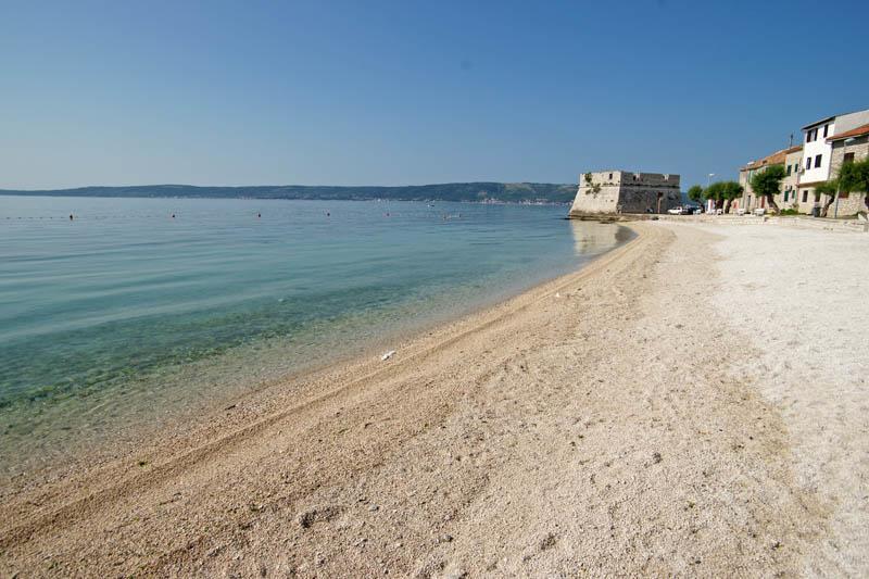 Sunny Apartment By The Beach Kaštel Štafilić Exteriör bild